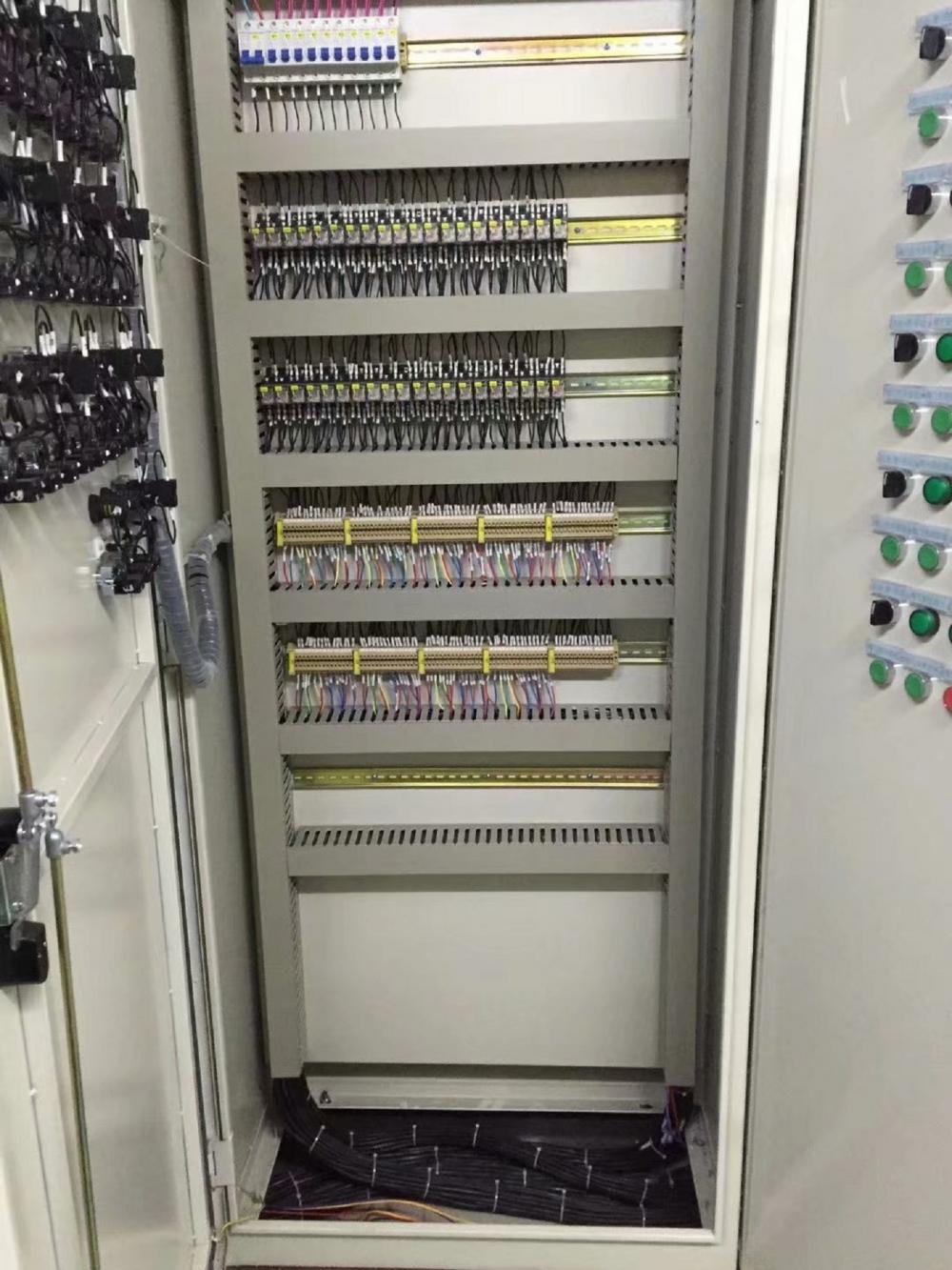 楼宇自控系统安装、工作站、DDC控制器、执行器、传感器、软件等(图3)