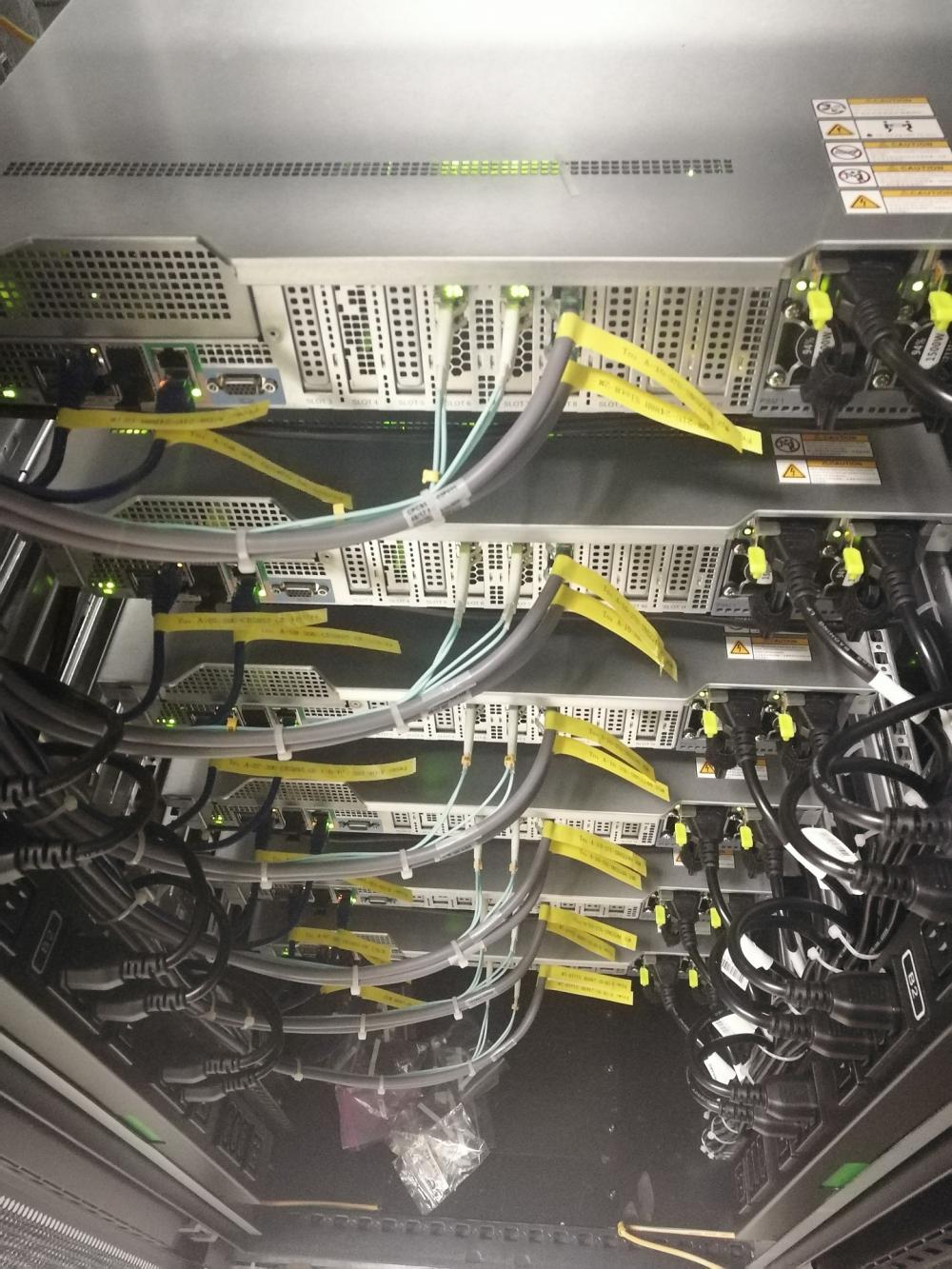 综合布线系统安装、机柜、配线架、网线、交换机、路由器、无线AP等(图5) 综合布线系统安装、机柜、配线架、网线、交换机、路由器、无线AP等(图5)